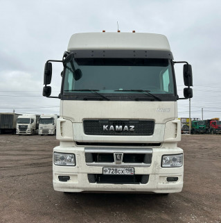 КамАЗ 5490 4x2 Седельный тягач