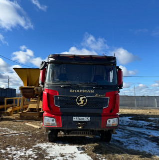 Shacman (Shaanxi) SX* 8x4 Самосвал