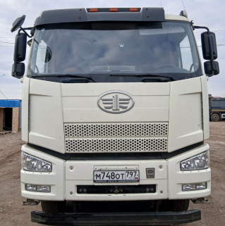 Автомастер 5589* на шасси FAW CA 3250 6x4 Зерновоз