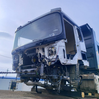 Shacman (Shaanxi) SX* 6x6 Самосвал