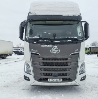 CHENGLONG H7 4x2 Седельный тягач