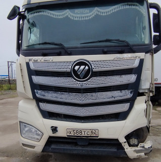 Foton AUMAN 4x2 Седельный тягач