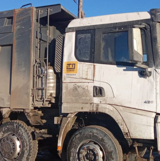 Shacman (Shaanxi) SX* 8x4 Самосвал