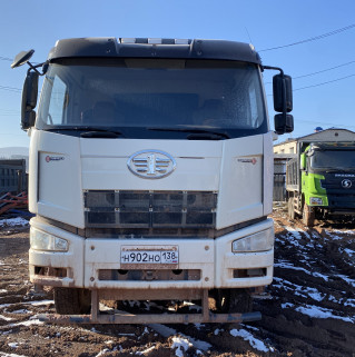 FAW J6 8x4 Самосвал