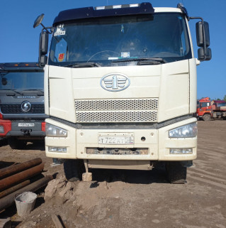 FAW J6 8x4 Самосвал