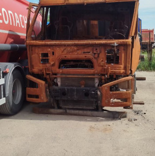 FAW J6 6x6 Самосвал