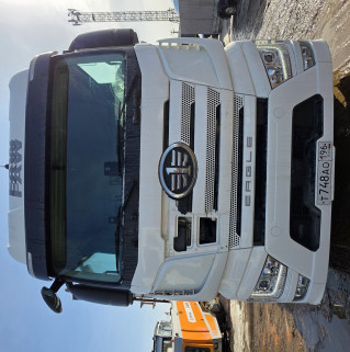 FAW J7 6x4 Седельный тягач