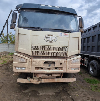 FAW J6 8x4 Самосвал