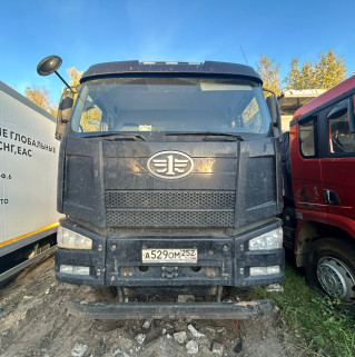 FAW J6 8x4 Самосвал