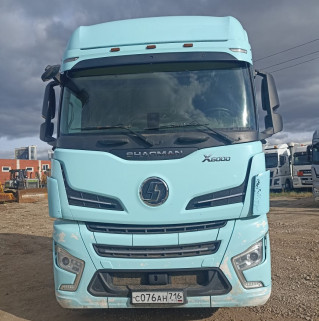 Shacman (Shaanxi) SX* 4x2 Седельный тягач