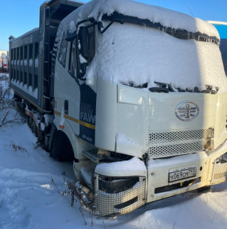 FAW J6 6x6 Самосвал
