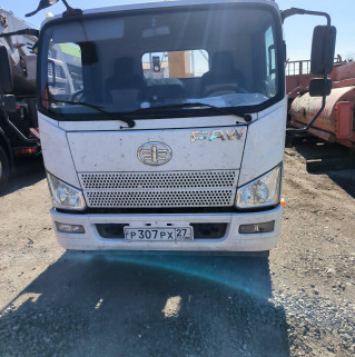 FAW CA5066 4x2 Бортовой с КМУ