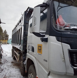 Shacman (Shaanxi) SX* 8x4 Самосвал
