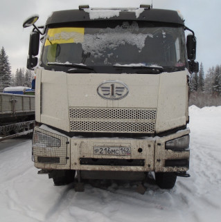 FAW J6 8x4 Самосвал