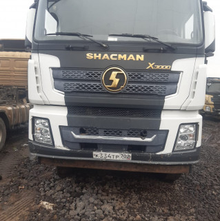 Shacman (Shaanxi) SX* 6x6 Седельный тягач