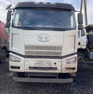 FAW J6 8x4 Самосвал