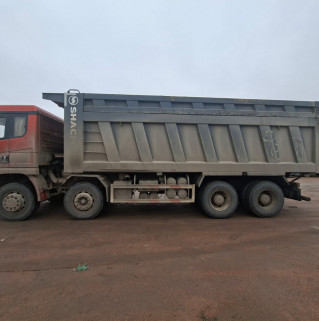 Shacman (Shaanxi) SX* 8x4 Самосвал