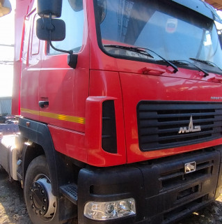 МАЗ 6430 6x4 Седельный тягач